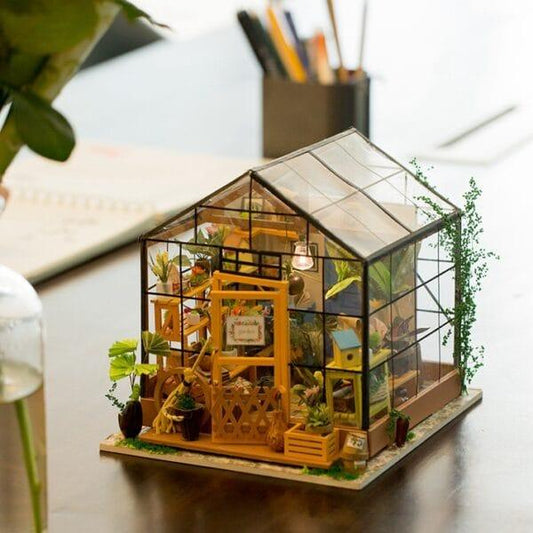 Snaps Cathy’s Flower House 3D Wooden Puzzle