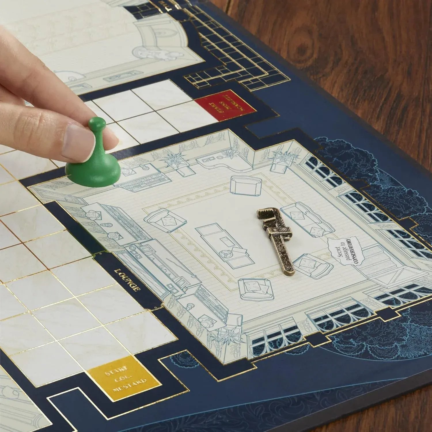 Snaps Hasbro Gaming CLUE Signature Collection