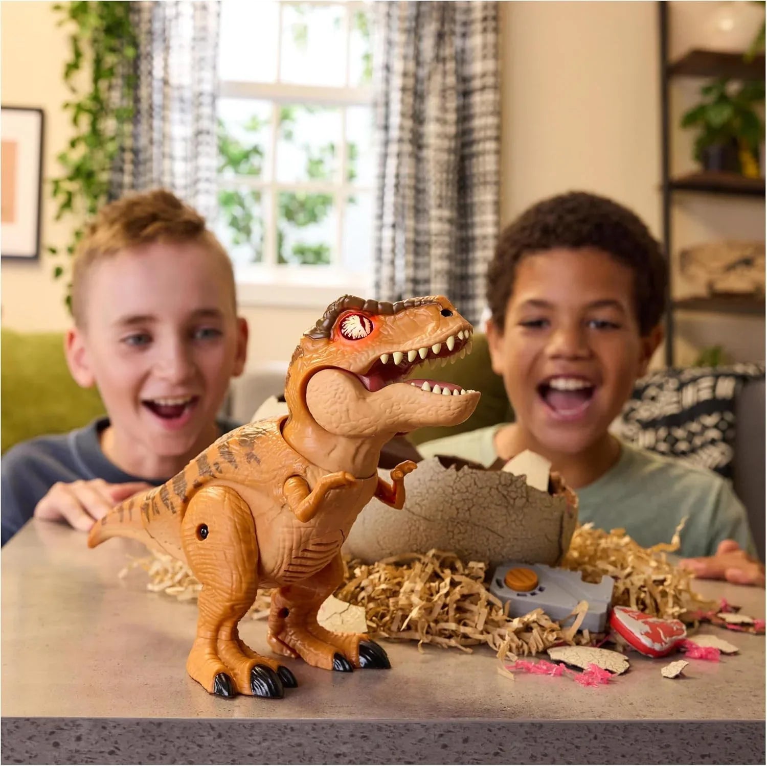 Snaps Jurassic World Primal Hatch Interactive Toy Dinosaur & Egg
