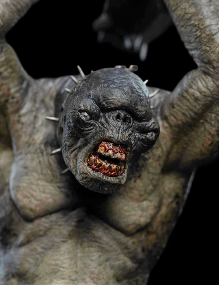 Collectibles Lord of the Rings Mini Statue Cave Troll 16cm 9420024743492